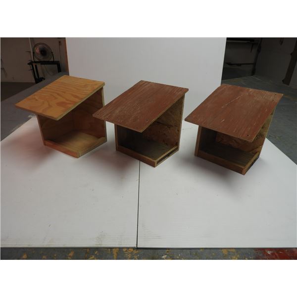 (3) Open bird feeders (unsued)