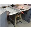Image 4 : Craftsman 10" table saw with fence and miter gauge (works excellent)