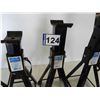 Image 2 : (4) 4000lb jack stand - 13" to 19" lift - all are staight, no bends, like new