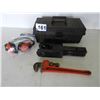 Image 3 : 2" Clevis receiver hitch, 14" pipe wrench, hearing protection, plastic tool box 16"