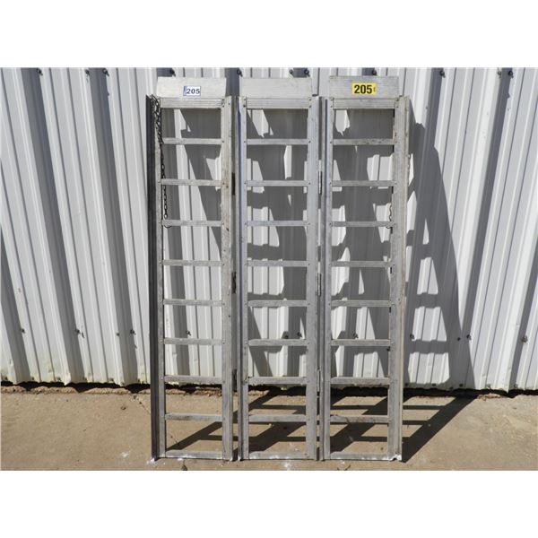Alluminum tri-fold ramp 66"L x 45 1/2"W - very good condition - no cracks