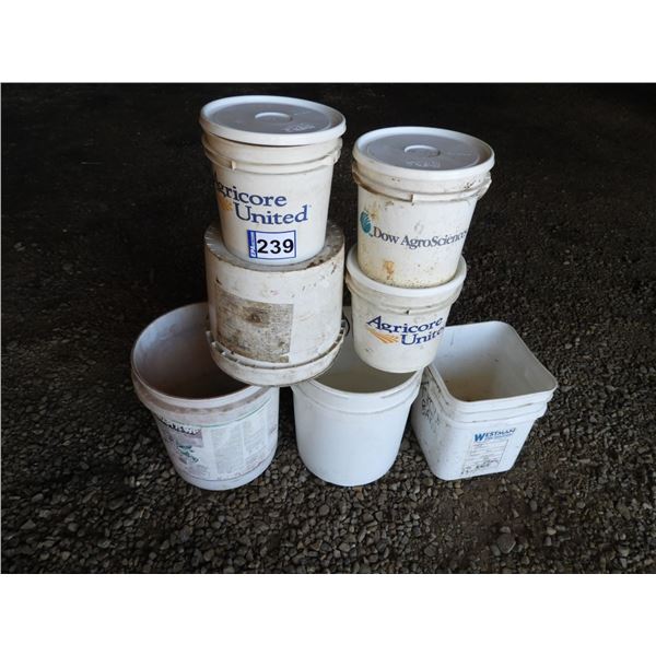 Plastic pails 7 assorted sizes
