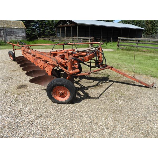Case 7 bottom Plow
