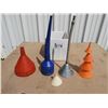 Image 1 : (8) Assorted funnels