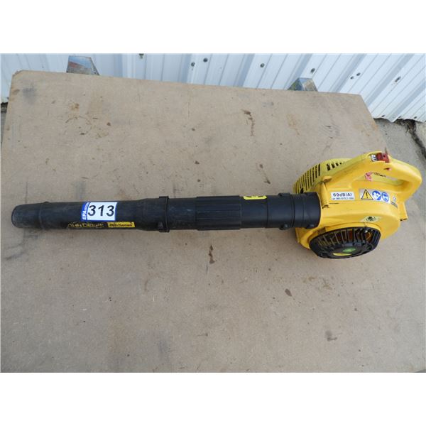 John Deer BH 25 Blower - 24.5cc (works very well)