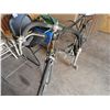 Image 2 : Raleigh 10 speed bide, good working condition (no rust)