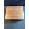 Image 1 : 11 x 9“ wooden box