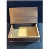 Image 3 : 11 x 9“ wooden box