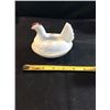 Image 1 : Vintage milk glass hen on a nest
