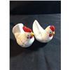 Image 1 : Chicken salt and pepper shakers