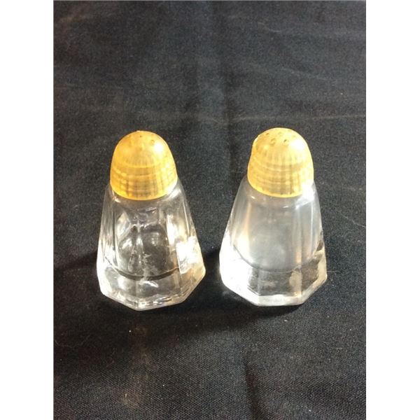 Vintage salt and pepper shakers