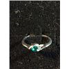 Image 1 : Size 6 1/2 green stone ring