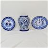 Image 1 : 3 Pieces of Mexican Blue and White Glazed Pottery