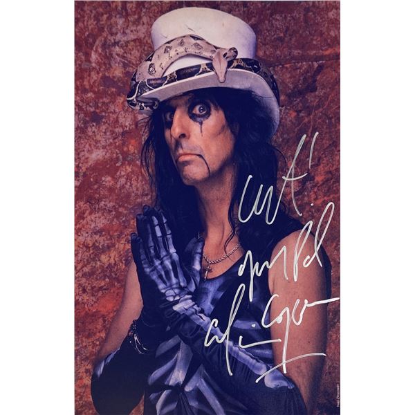 Autograph Signed  Alice Cooper Photo