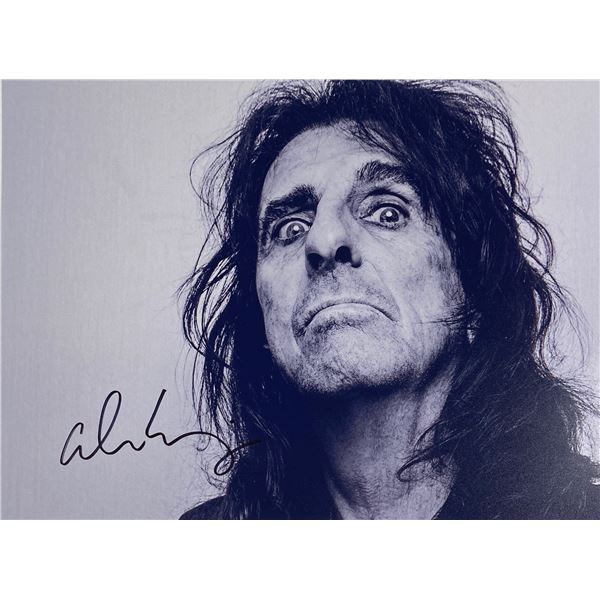 Autograph Signed  Alice Cooper Photo