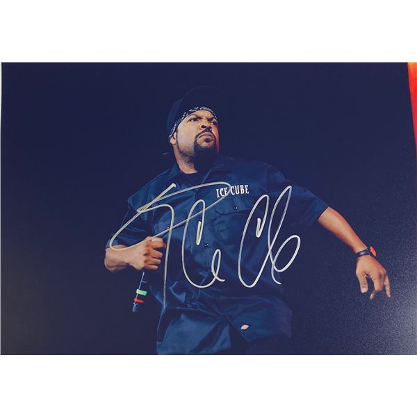 Autograph Signed  Ice Cube Photo