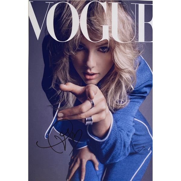 Autograph Signed  Taylor Swift Photo