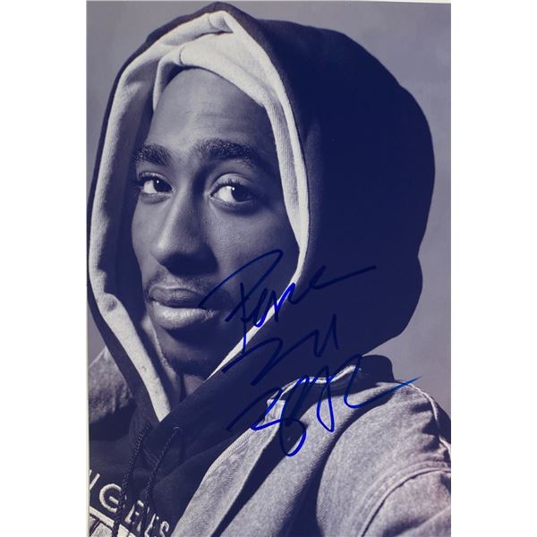Autograph Signed  Tupac Photo