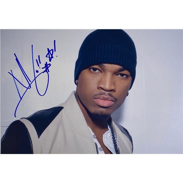 Autograph Signed  Ne-Yo Photo