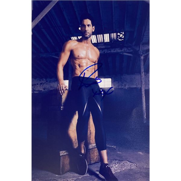 Autograph Signed Tom Ellis Photo