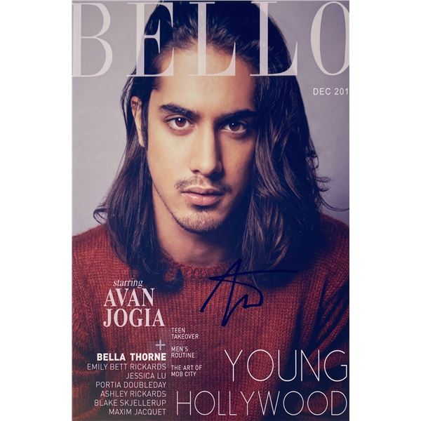 Autograph Signed  Avan Jogia Photo