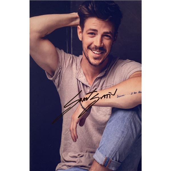 Autograph Signed  Grant Gustin Photo