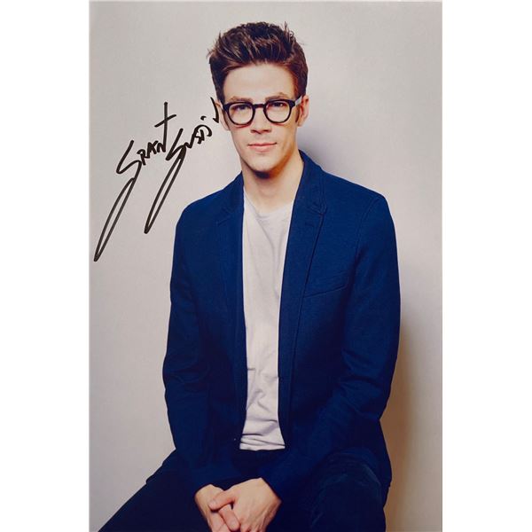 Autograph Signed  Grant Gustin Photo
