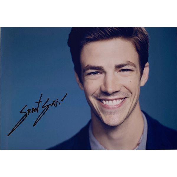 Autograph Signed  Grant Gustin Photo