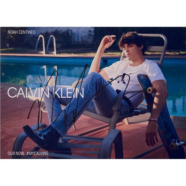 Autograph Signed  Noah Centineo  Photo