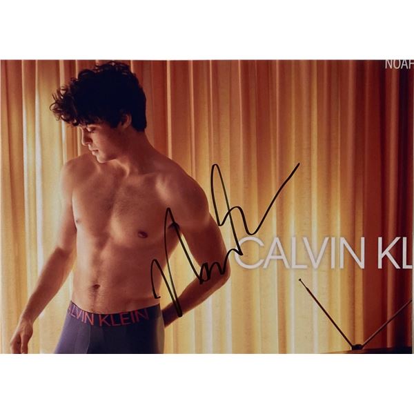 Autograph Signed  Noah Centineo  Photo