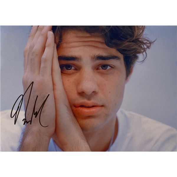 Autograph Signed  Noah Centineo  Photo