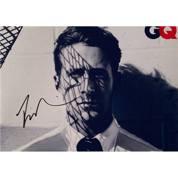 Autograph Signed  Ryan Gosling Photo