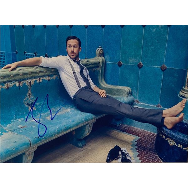 Autograph Signed  Ryan Gosling Photo
