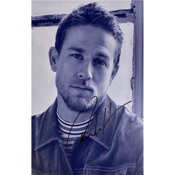 Autograph Signed  Charlie Hunnam Photo