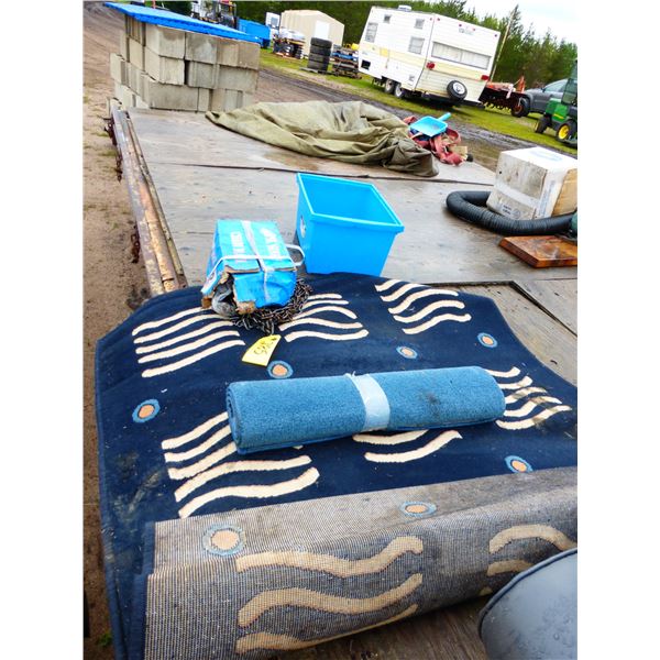 Chain Block and 2- Rugs