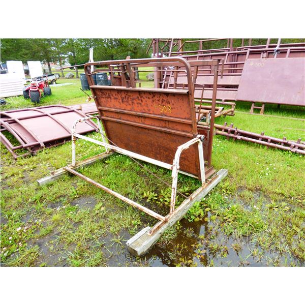 HiQual Calf Tip Table