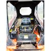 Image 5 : Thomas 233 Skid Steer, Kubota Diesel, 6' Smooth Bucket, Showing 1658 hrs Runs Well Converted to Hand
