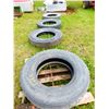 Image 1 : 4- 11x24.5 Tires