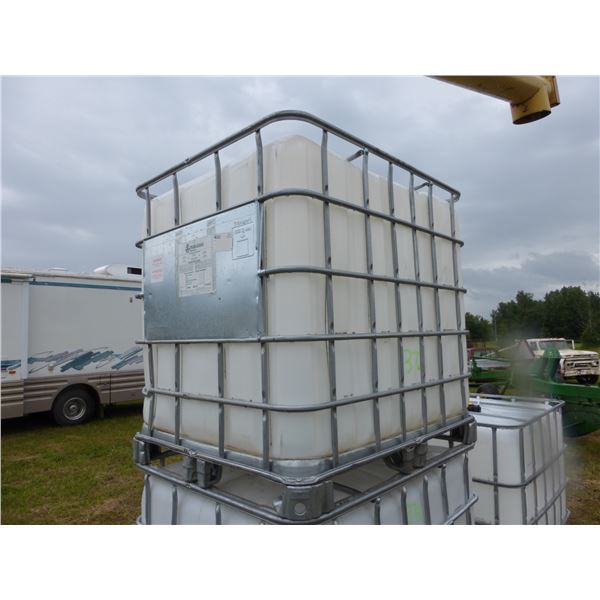 1000 Ltr Tote Tank with Cage