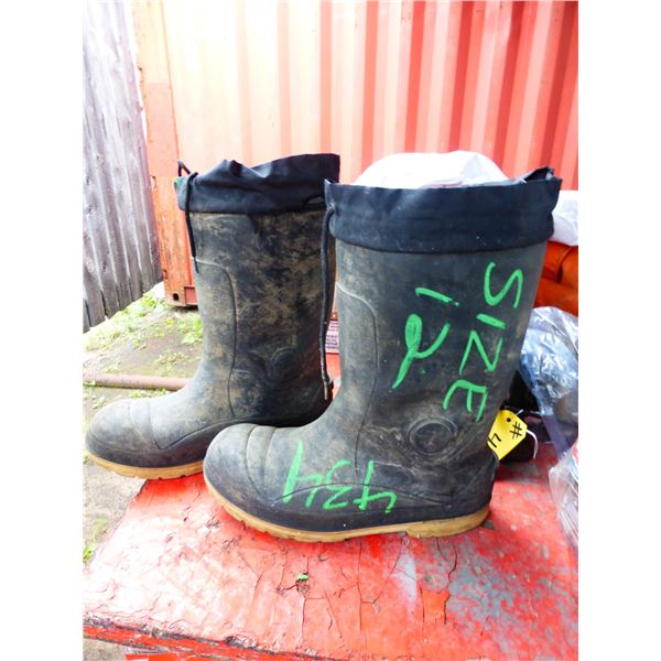 Size 12 Insulated Boots
