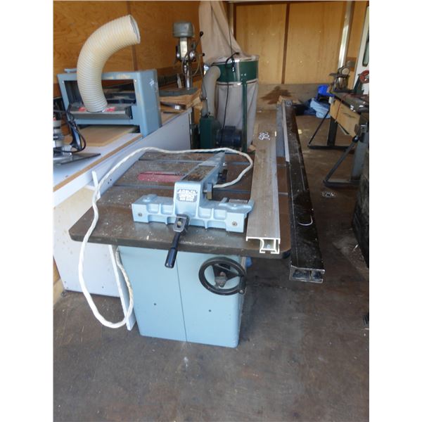 Table Saw c/w Unifence Saw Guide