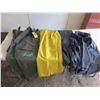 Image 1 : Nice Clean Rain Gear, Size 3x
