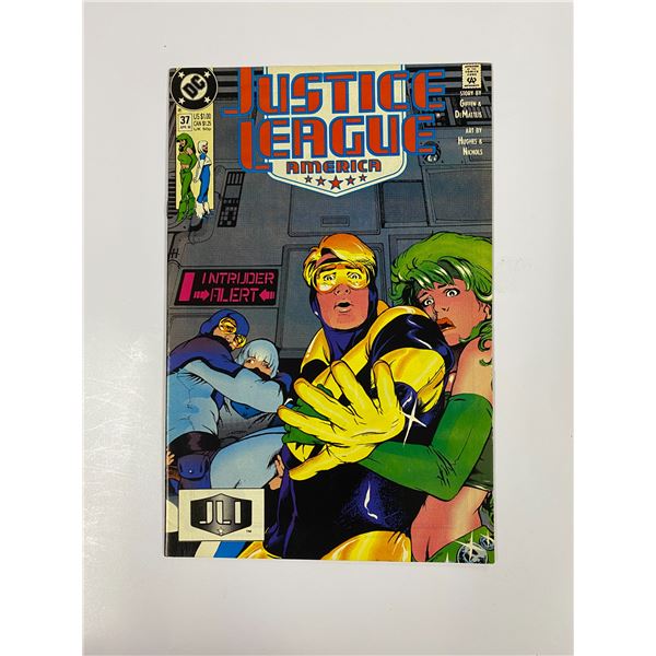 Justice League #37 Vintage DC Comic