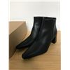 Image 2 : NEW FLATTERED SIZE 38 BOOTS RETAIL $319