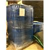Image 2 : 2 PALLETS OF PLASTIC BARRELS