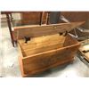 Image 2 : PINE HOPE CHEST