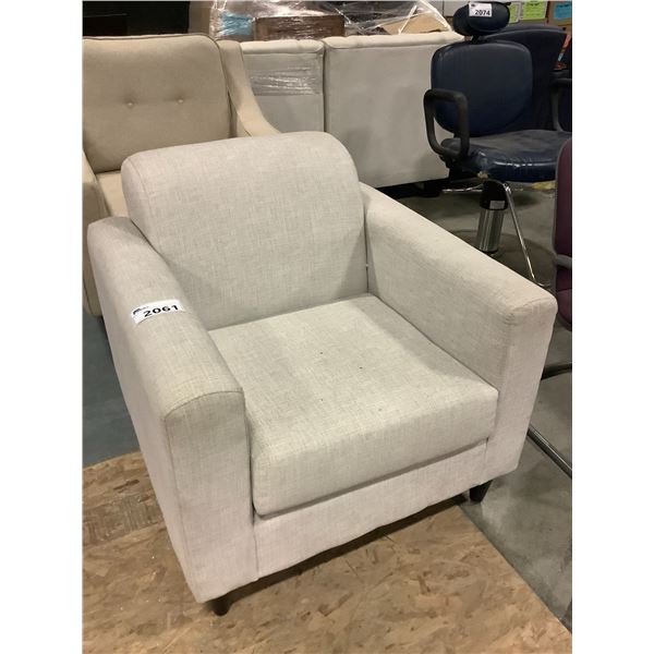 UPHOLSTERED ARMCHAIR