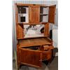 Image 2 : Hoosier Self-Contained Kitchen Baking Cabinet [152545]