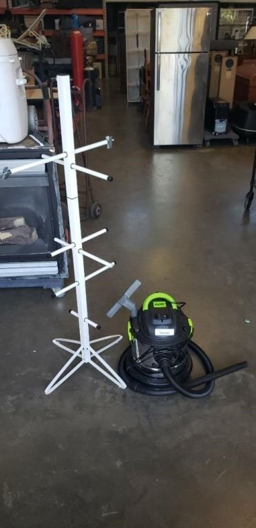 BIGVAC SHOP VAC AND GEAR DRYING RACK