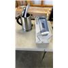 Image 1 : BIONAIRE TOWER FAN AND OSTER STAINLESS KETTLE BOTH WORKING